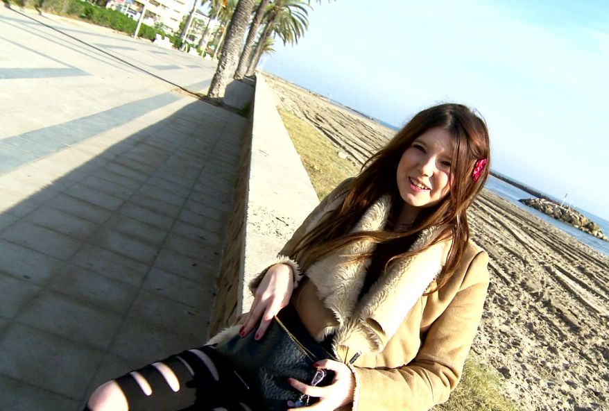 defoncer le cul d’une jeune etudiante en école d’aide-soignante