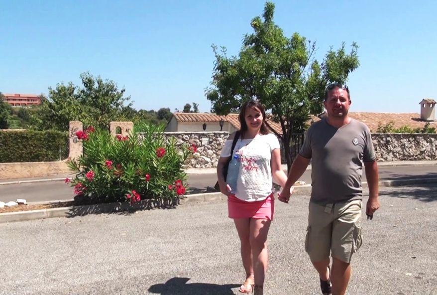 baiser une femme enceinte devant son epoux