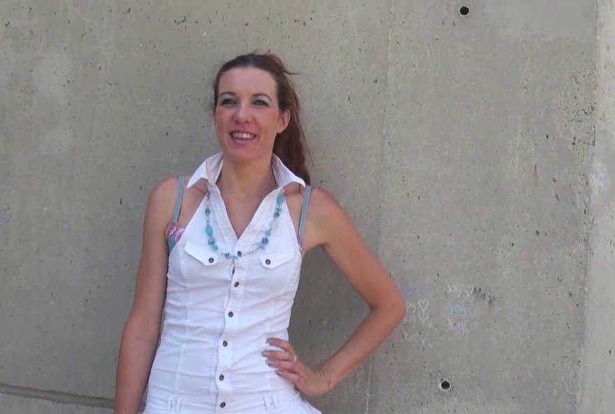 ramonage du cul d’une secrétaire de Reims