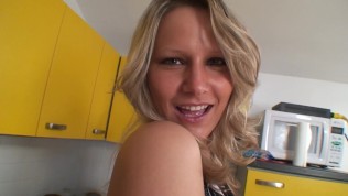 je me laisse baiser contre de l’argent