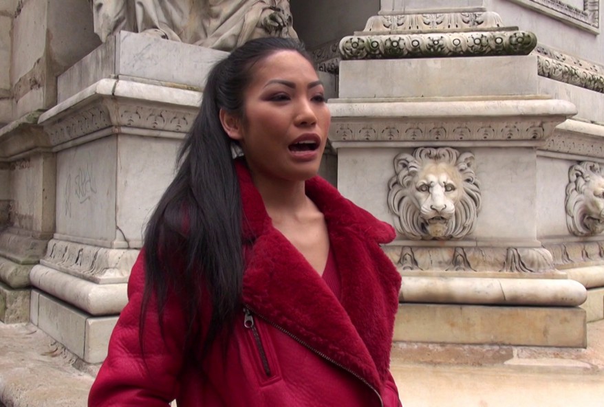 thailandaise sodomisée en club libertin français