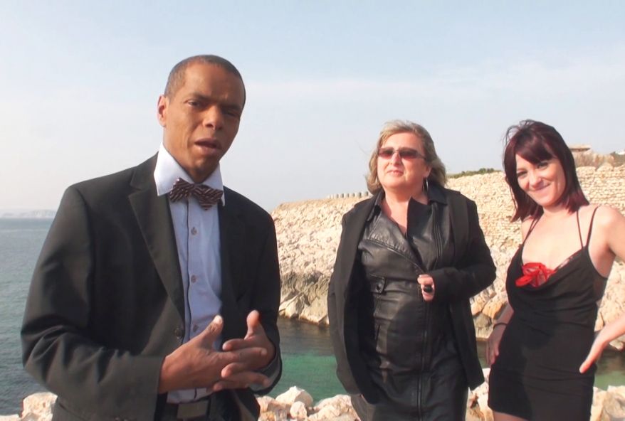 grosse agent immobilière salope de Nantes