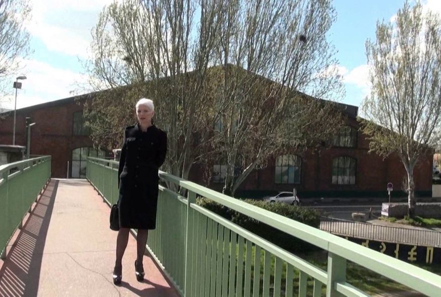 video d’une assistante de direction cochonne de Saint-Denis