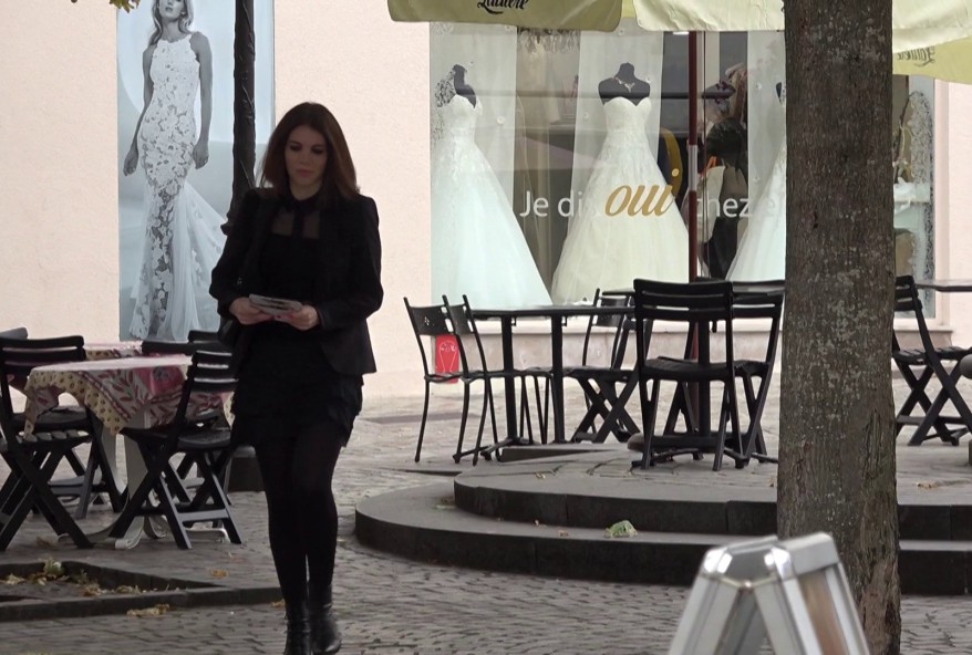 avant de me marier je souhaite me faire baiser comme une pute