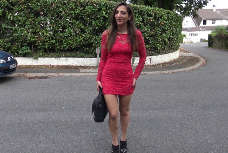 jeune cochonne venue se faire defoncer l’anus sur paris