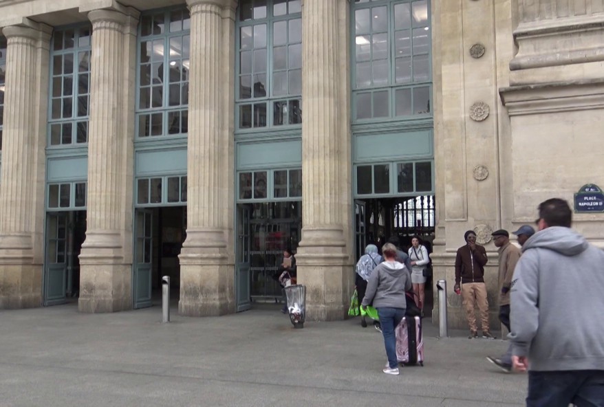 je vais me faire baiser à Paris