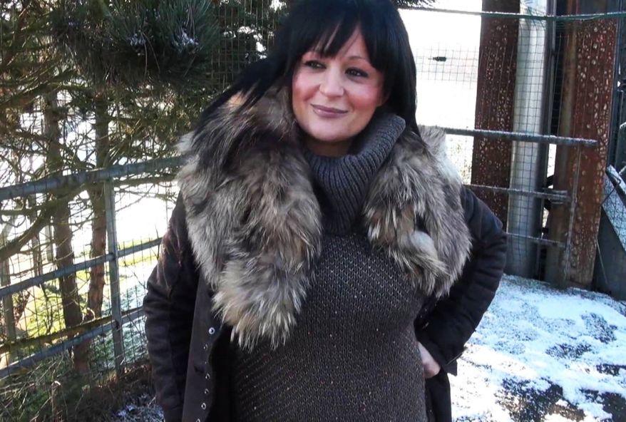 Marseillaise très coquine defoncée devant son mari
