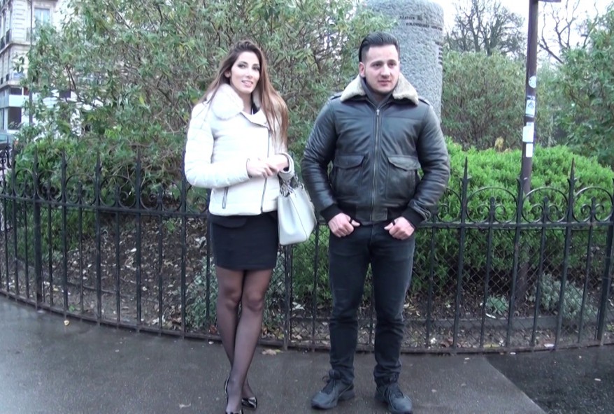 fille en chaleur goute la double pénétration !  (vidéo exclusive)